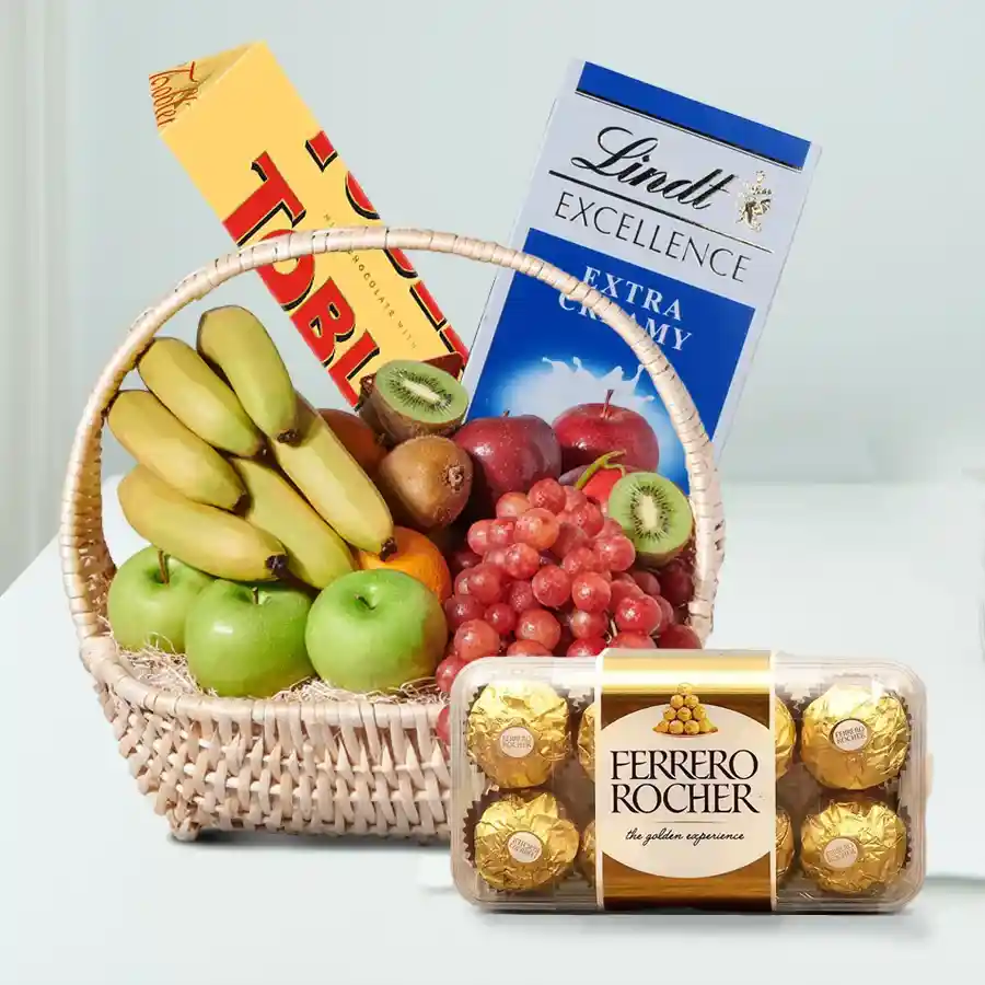Sumptuous fruit and chocolate gift basket
